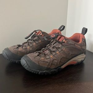 Merrell Women’s Chameleon Arc 2 Hiking Boots